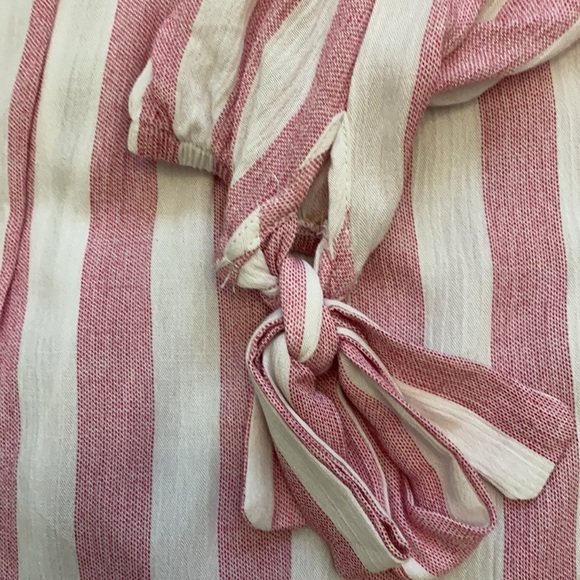 Off shoulder top - Picture 3 of 5